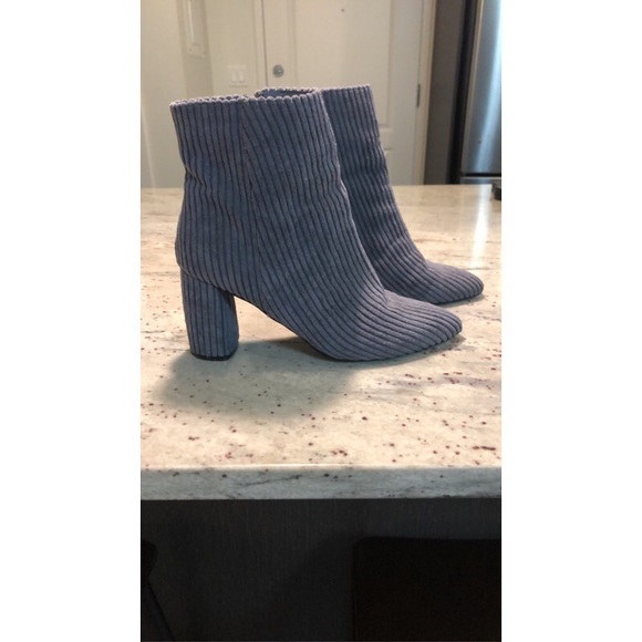 Blue suede boot - Picture 1 of 4